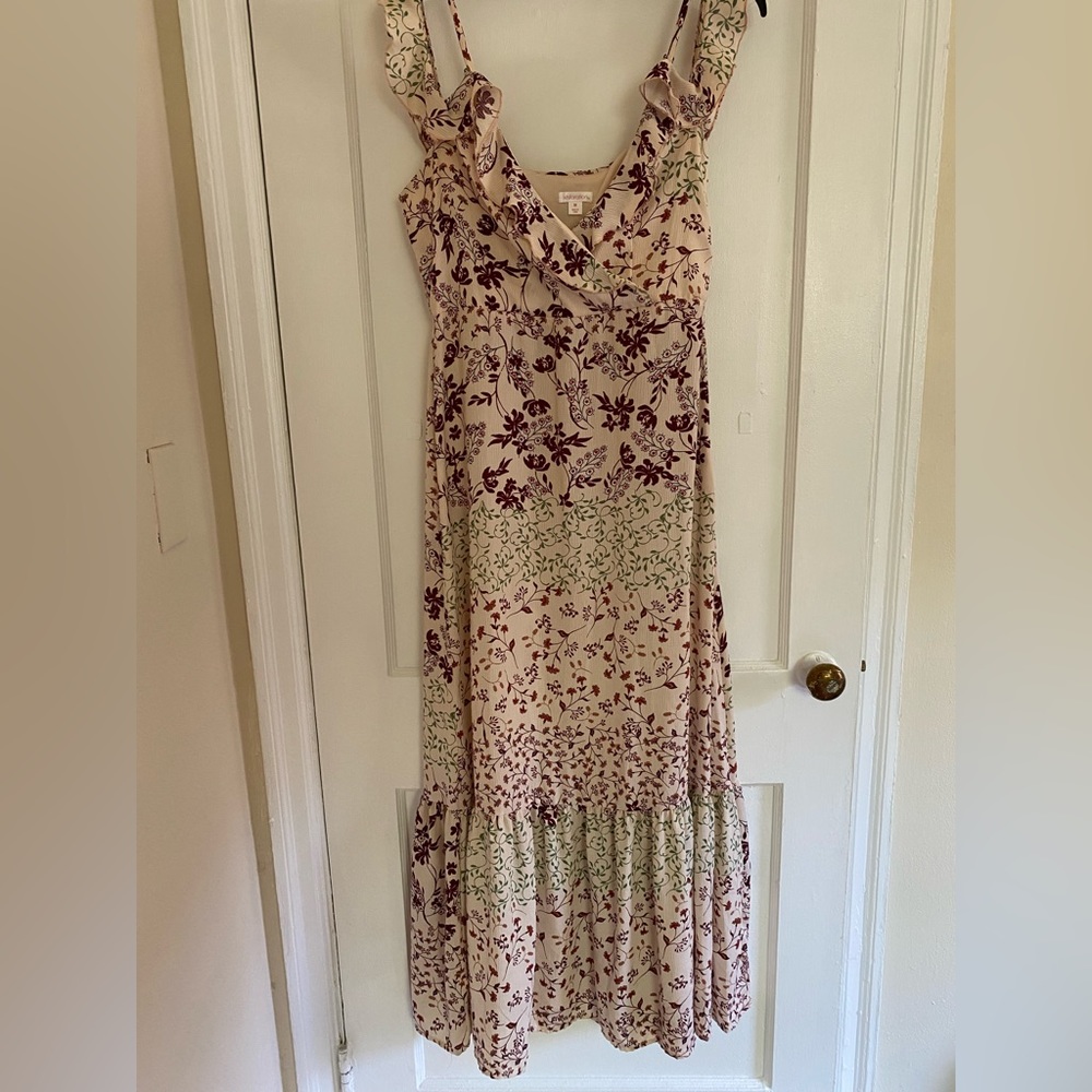 Flowy maxi dress